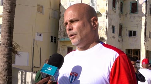 Gerardo Hernández, líder de los CDR, cena familiar en Hotel Nacional desata polémica