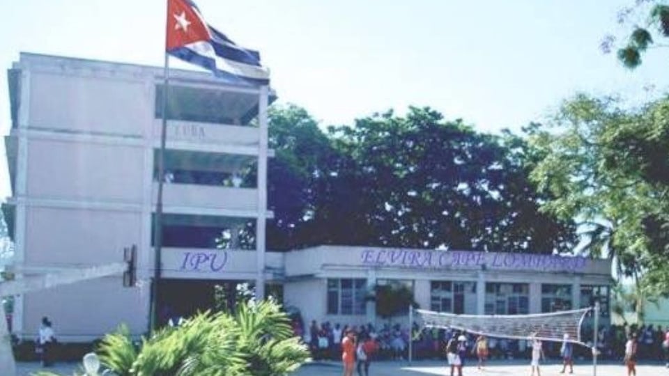 Violencia en Santiago de Cuba: Atacan a Estudiante y Crece el Miedo en las Calles