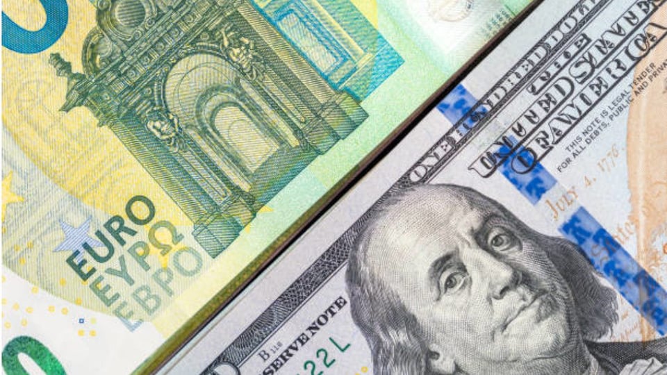 ¿El dólar se sacude y el euro aguanta? Las divisas mueven el bolsillo cubano