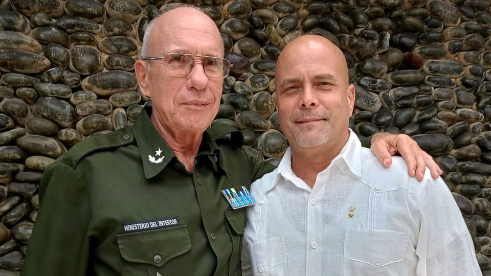 ¡Tremendo Bochinche! Gerardo Hernández Le Da Palma a General Sancionado por el Tío Sam