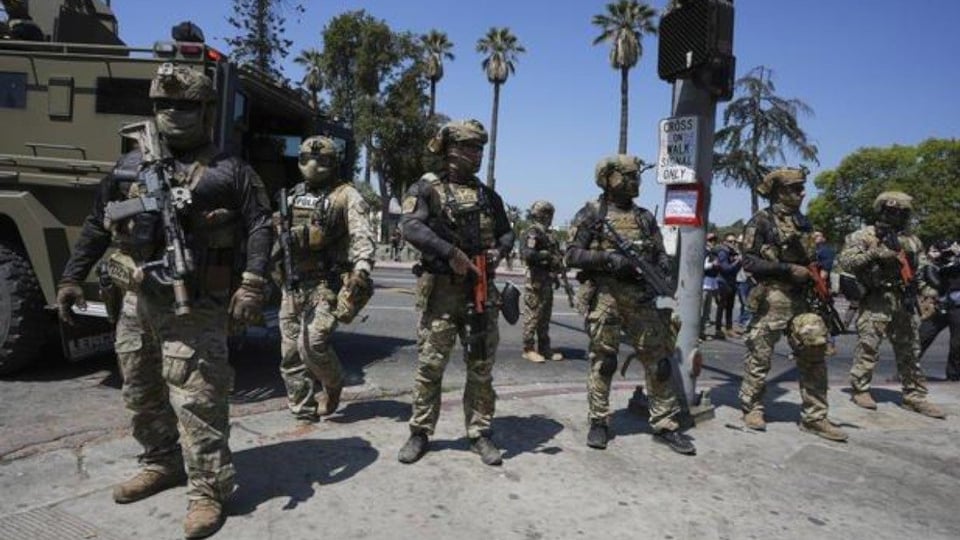 ¿Le Apuntaron a la Cara? Denuncian a ICE por Abusos en Redada en Los Ángeles