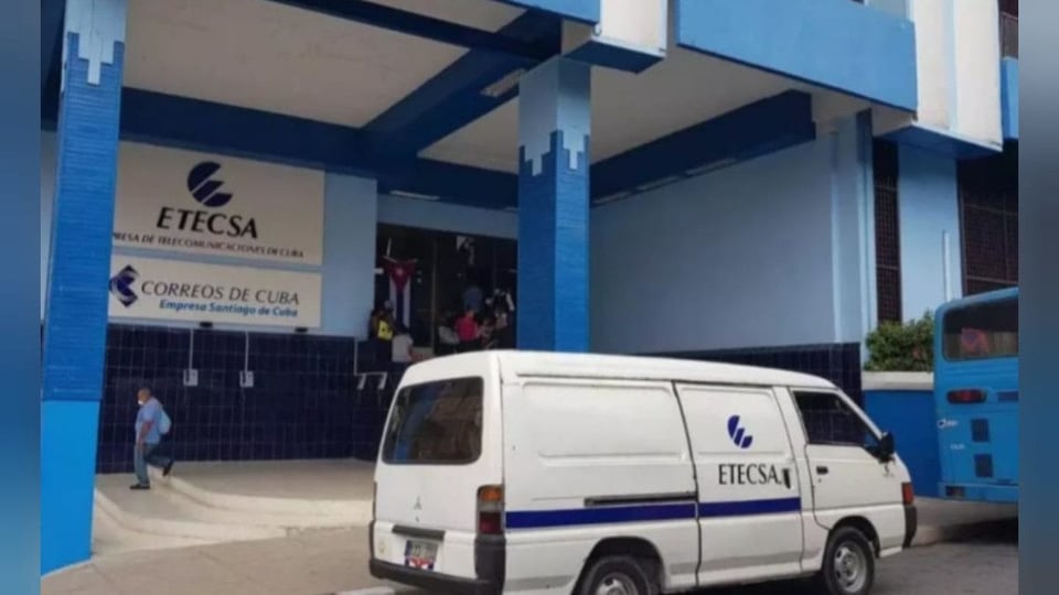 ¡El internet en Cuba sigue de capa caída! A un año del tarifazo, la gente reclama velocidad y menos apagones.
