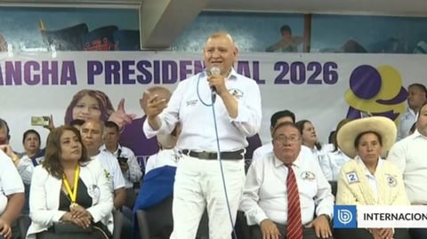 ¿Y AHORA QUIÉN NOS GOBIERNA? Candidato se mata en carretera y deja el molle en alto