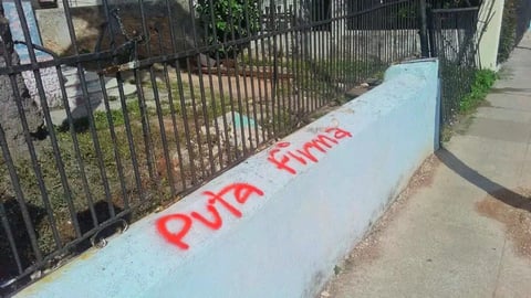 Grafiti en La Habana Expresa Cansancio Social por Crisis y Firmas Oficiales