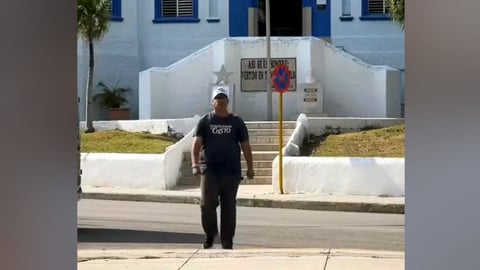 Activista cubano denuncia presiones de la Seguridad del Estado tras contacto con diplomático de EE.UU.