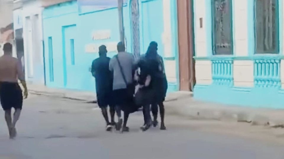 ¿En Brazos al Policlínico? Cárdenas Sigue en Chiripa con las Ambulancias