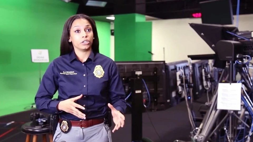 Migrante detenido por ICE en Florida tras comprar boleto de lotería