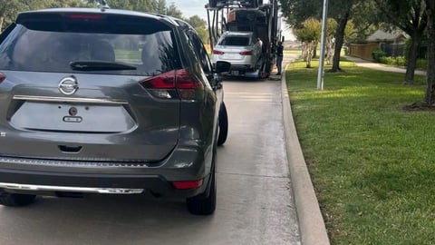 ¿Se roban los carros pa' Cuba o qué? ¡La diáspora se queja de ALEGADAs pérdidas millonarias en envíos!