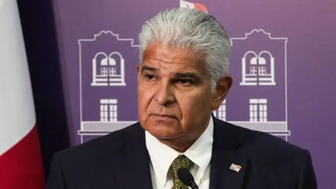 Presidente de Panamá pide democracia en Cuba en la OEA