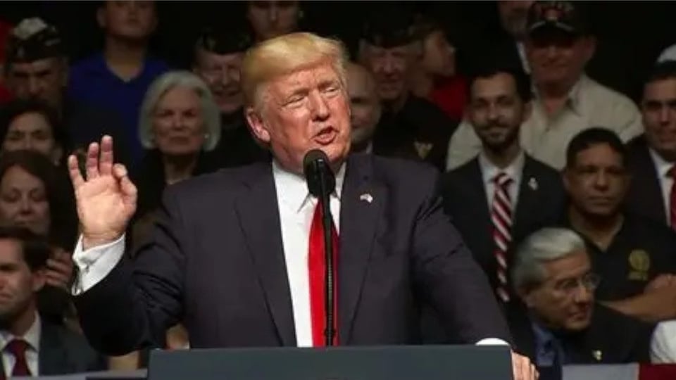 Trump Dice Cuba Está 'A Punto de Caer' Sin Ayuda de Venezuela