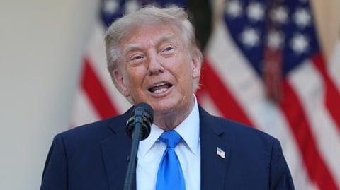 Trump Propone Renombrar el Estrecho de Ormuz como "Estrecho de Trump"
