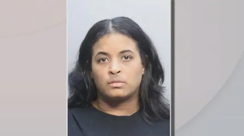 ¡Ay, mi madre! Tremendo bochinche en Miami: ¡Madre presa por paliza a su hijo autista!