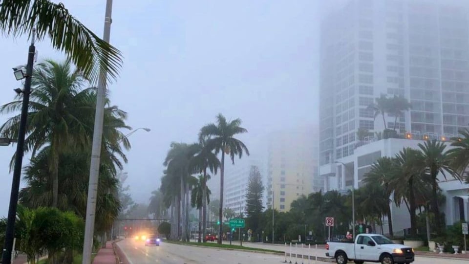 ¡El Polo Norte se mudó pa' Miami! ¡Tembladeras en el sur de la Florida!