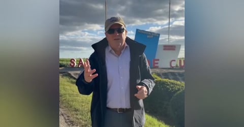 Mike Hammer de la Embajada de EE.UU. en Cuba Agradece Apoyo Ciudadano y Llama al Diálogo