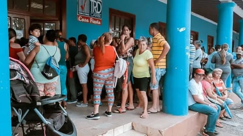 La calle cubana se reinventa: Escasez empuja a la creatividad diaria