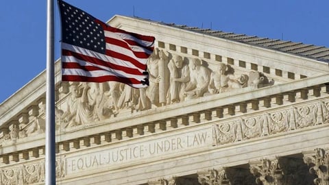 Tribunal de Apelaciones Frena Política Migratoria de Trump Sobre Audiencias de Fianza