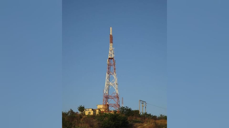 ¿Se quedó Santiago de Cuba muda y ciega? ¡Se fue la señal por el apagón!