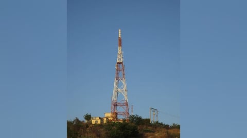Crisis Energética Tumba Transmisiones de Radio y TV en Santiago de Cuba