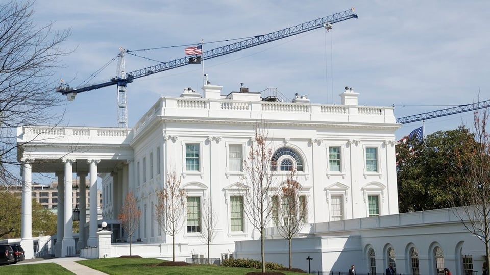 ¿Se Durmió el Presidente? Juez Frena Salón de Baile de la Casa Blanca y Trump se Pone Bravo