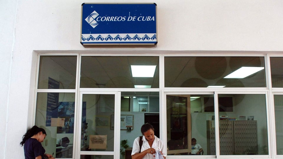 ¿Volvió la plata a Cuba? Correos de Cuba se inventa una nueva forma de mandar remesas