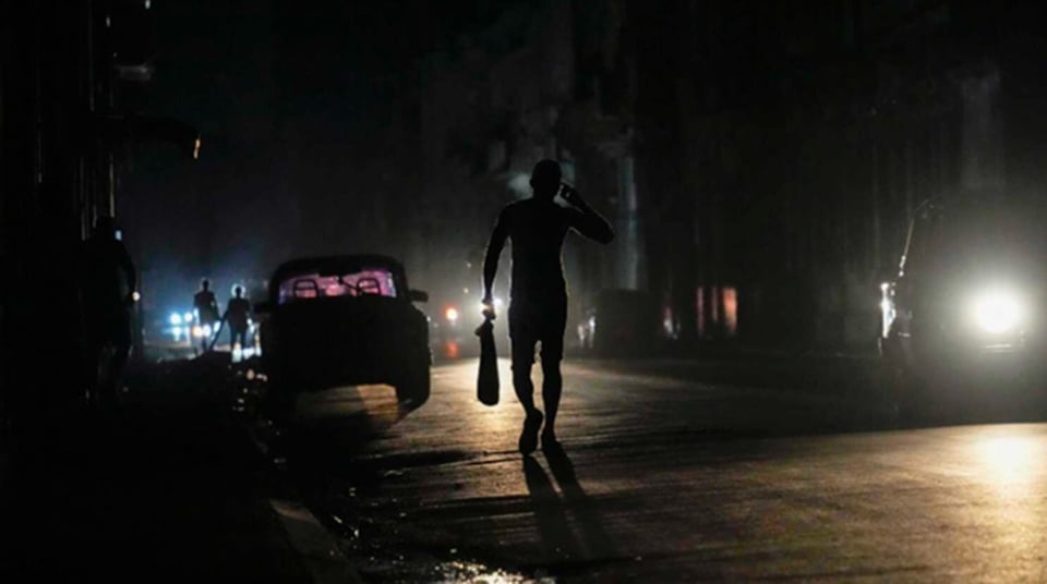 ¿¡Qué cosa es esta!?: Cuba se queda a oscuras de nuevo, ¡la tercera en 15 días!