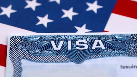 Estados Unidos Frena Visas de Inmigrante a 75 Naciones, Una Nueva Ola Migratoria