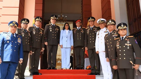 Delcy Rodríguez Renueva la Cúpula Militar Venezolana: 110 Altos Oficiales Retirados