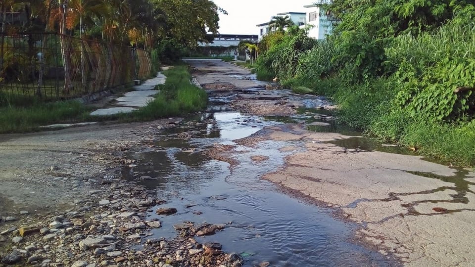 Aguas Fecales Contaminan Agua Potable en La Güinera