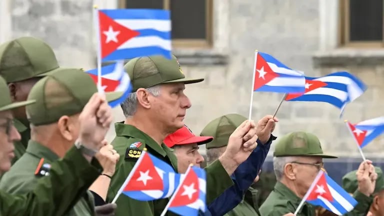 ¿Invasión a Cuba? ¡Prepárense pa' la guerra, que aquí no se rinde nadie!