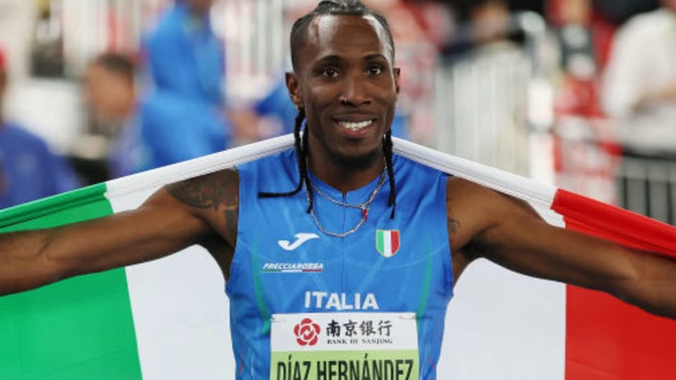 ¡Oye esto! Andy Díaz le da oro a Italia en el triple salto mundial, mientras Cuba se queda viendo la pelea