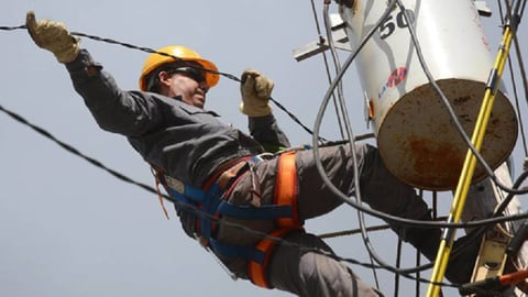 Negocios Ilegales Sobrecargan Red Eléctrica en Sancti Spíritus