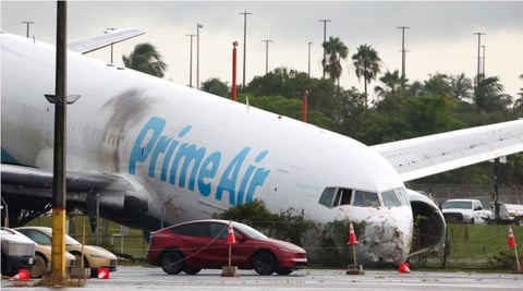 Viuda de cubano fallecido demanda a Amazon tras accidente aéreo en Miami