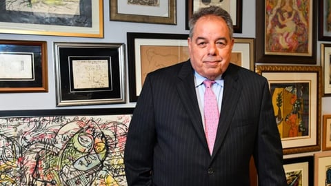 ¿Se Frena El Frenazo? Juez Ordena a USCIS Moverse y Abre Esperanza a Miles de Migrantes
