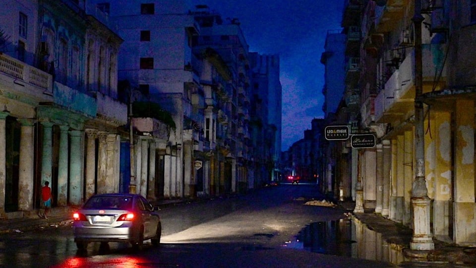 ¿Y ahora qué? "Opción Cero" en Cuba desata pánico por apagones y falta de combustible