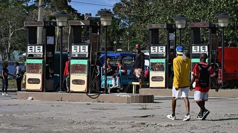 Cuba Admite Agotamiento Total de Reservas de Diésel y Fueloil