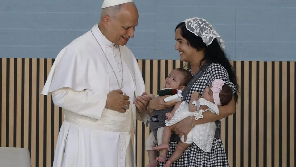 ¿Y tú supiste lo del Papa y la cubana embarazada en Madrid? ¡Tremenda historia!