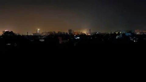 ¡Ay, mi madre! ¡Cuba a oscuras como cueva de murciélago! ¿Será el fin del ventilador?