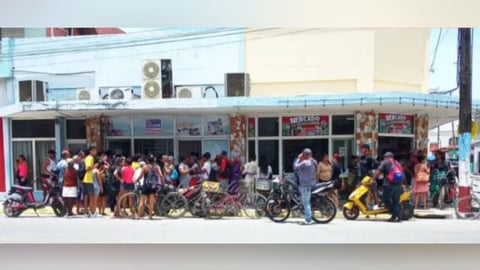 Filas por aceite en MLC: Escasez y acceso limitado en Cárdenas