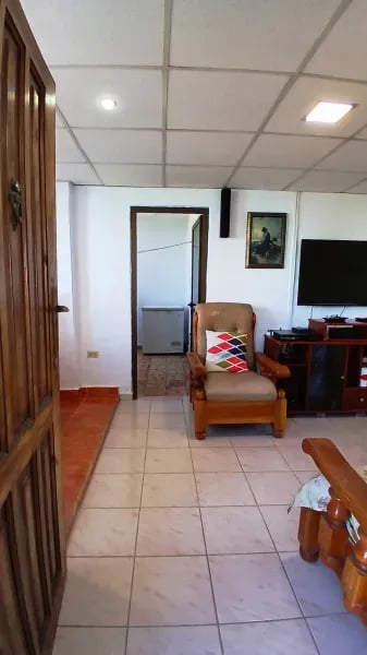 Apartamento en Calle 1ra, a 2 cuadras de la Avenida del Puerto., Loma - Modelo, Regla, La Habana — foto 4