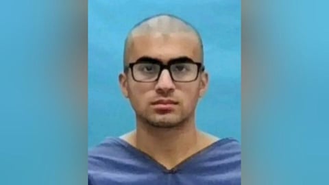 Derek Rosa Trasladado a Prisión: Una Fecha de Regreso en 2048