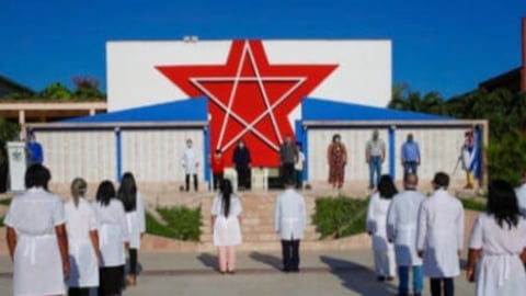 El adiós silencioso: Médicos cubanos rompen filas en Venezuela