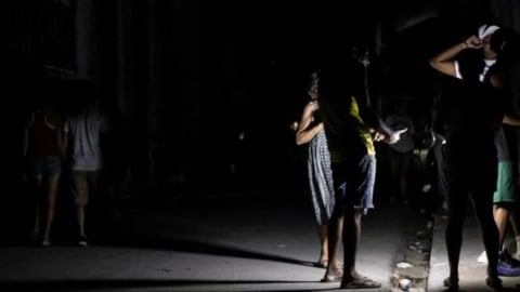Cuba en Oscuridad: La Crisis Eléctrica se Profundiza