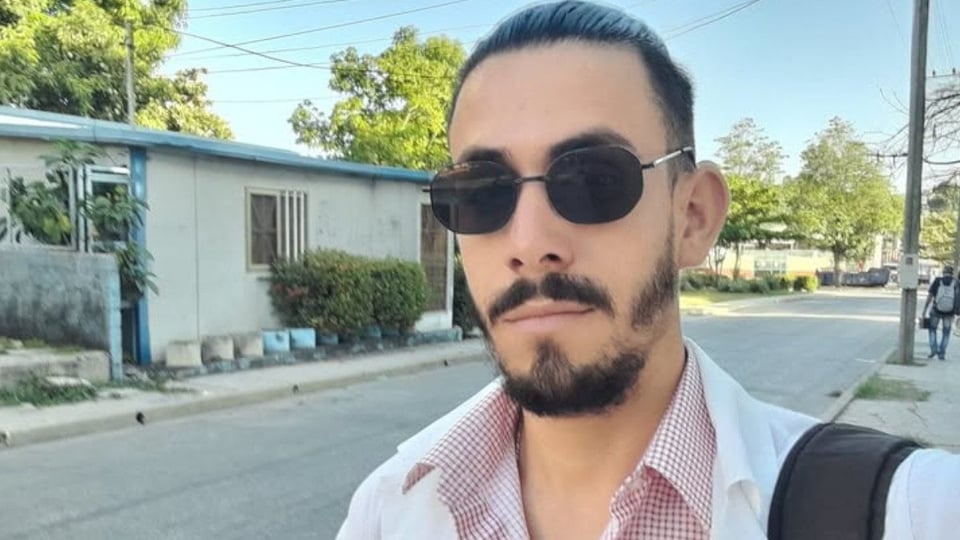 ¿Médico en Holguín vendiendo su alma en la caja registradora?