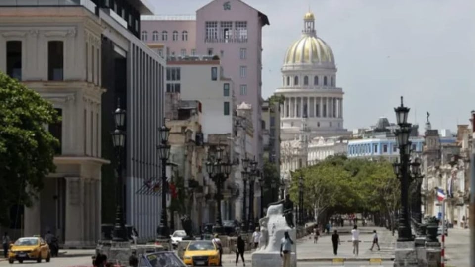 Embajadas y Empresas Extranjeras en Cuba Activaron Planes de Evacuación