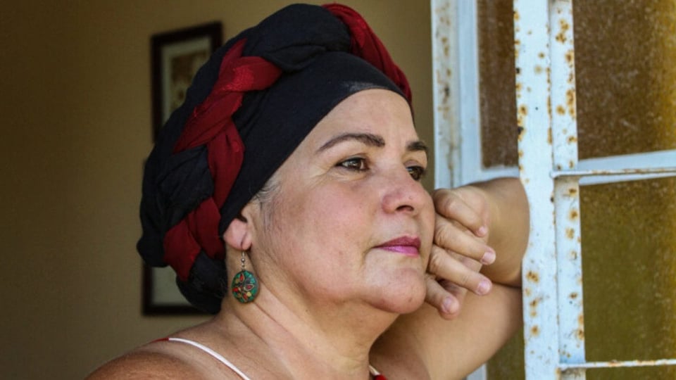 ¡Laritza Camacho enciende el debate! La actriz usa la luz para hablar de la verdad en Cuba