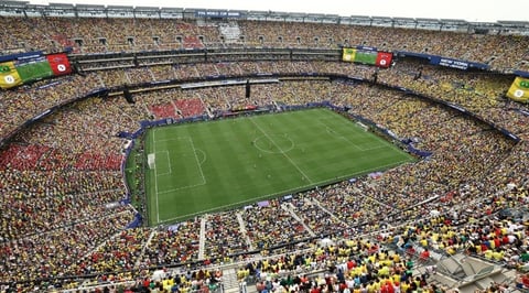 ¡Césped del Mundial pa' llevar! FIFA vende pedacitos de la final a precio de oro