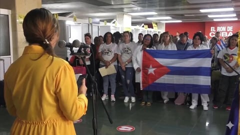 ¿Se van los médicos cubanos de Jamaica por no dejarse robar el sueldo?