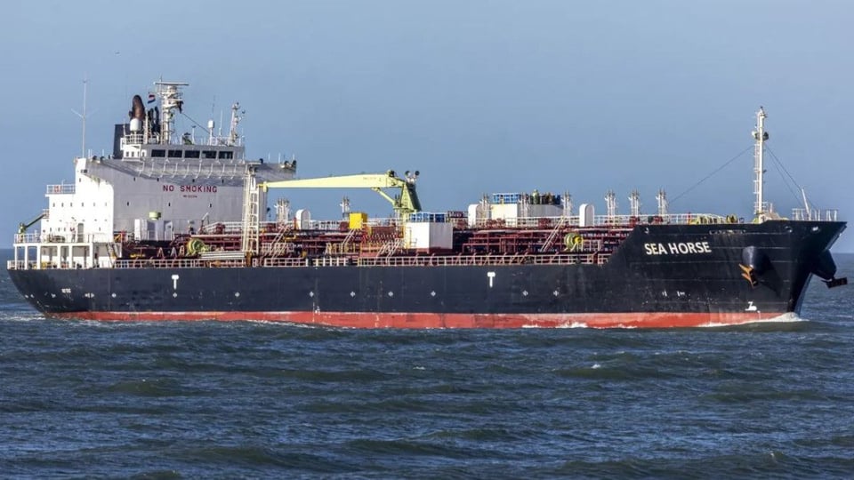 ¿Y el gasoil ruso pa' cuándo? ¡El buque se fue pa' Venezuela!