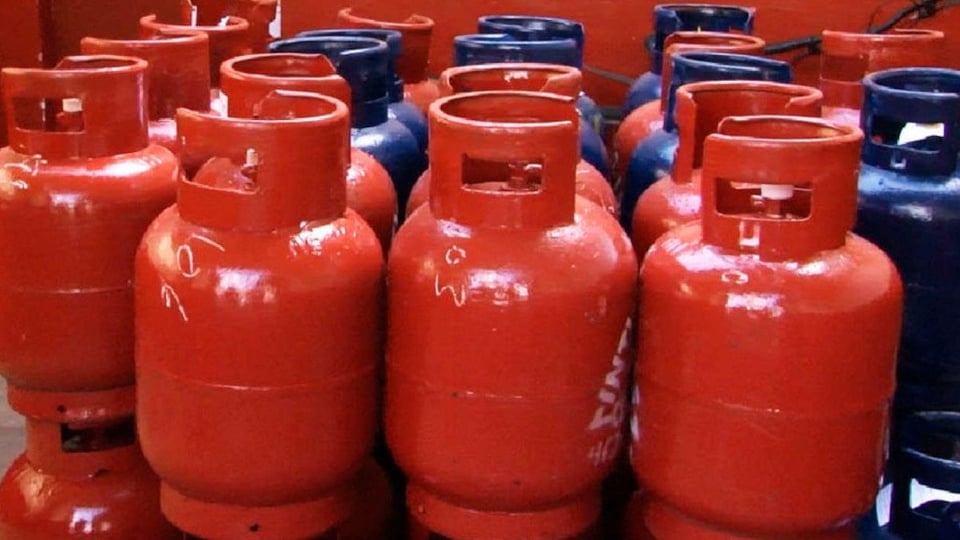 ¿Te quieren robar el WhatsApp por una balita de gas? ¡Cuidado con estos estafadores de Cuba y EE.UU.!