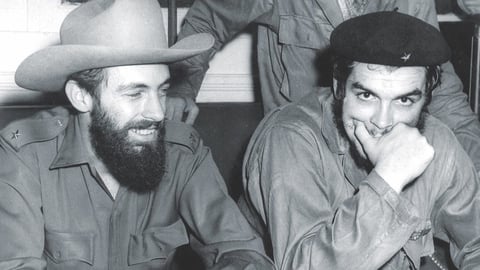 Mario Pentón Cuestiona Mitos de Héroes Revolucionarios Cubanos